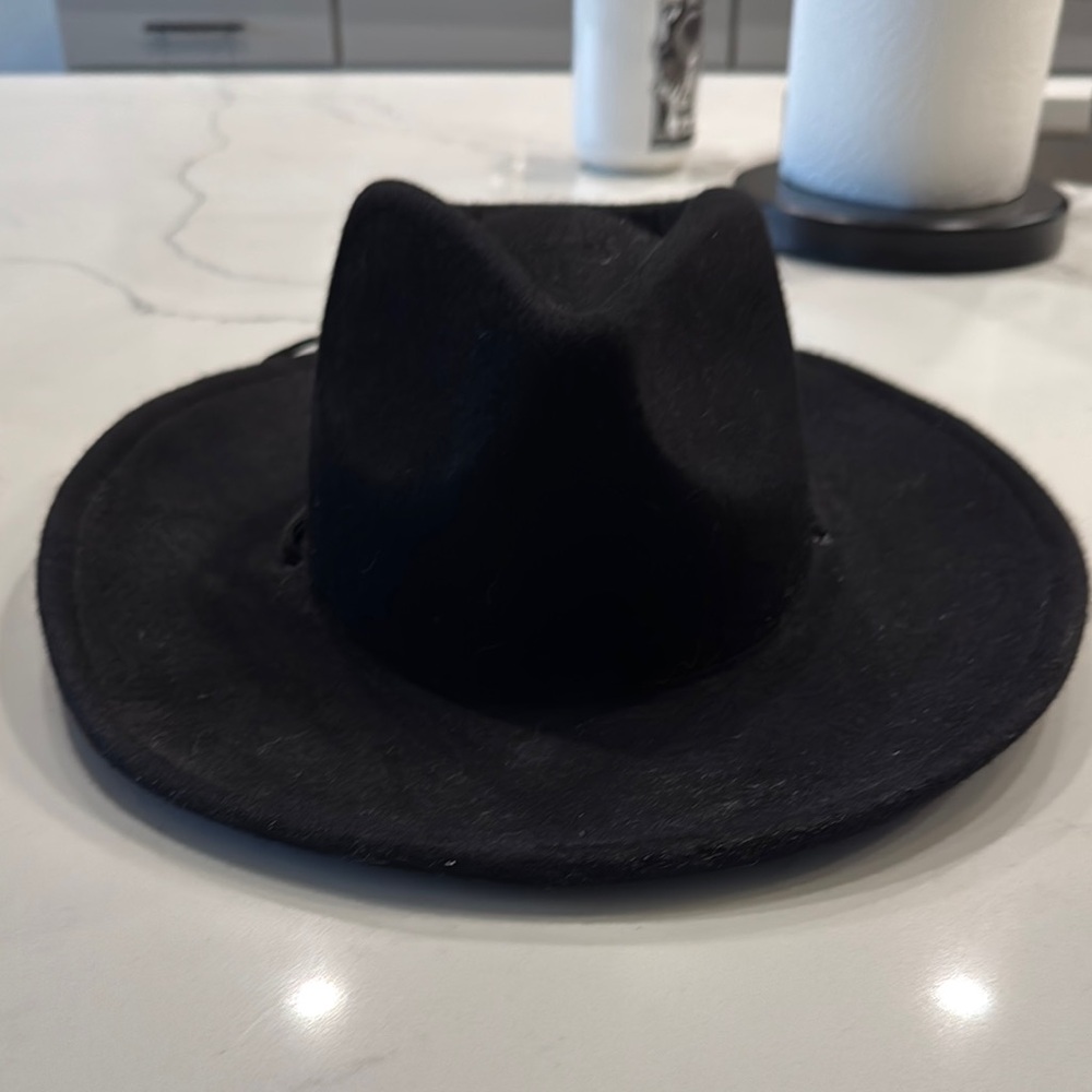 BLACK FESTIVAL HAT ASOS